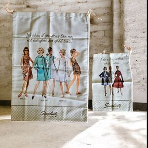 Simplicity Vintage Fashion Print laundry/bag and mini bag